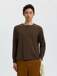 LANGE MOUWEN T-SHIRT, Turkish Coffee, highres
