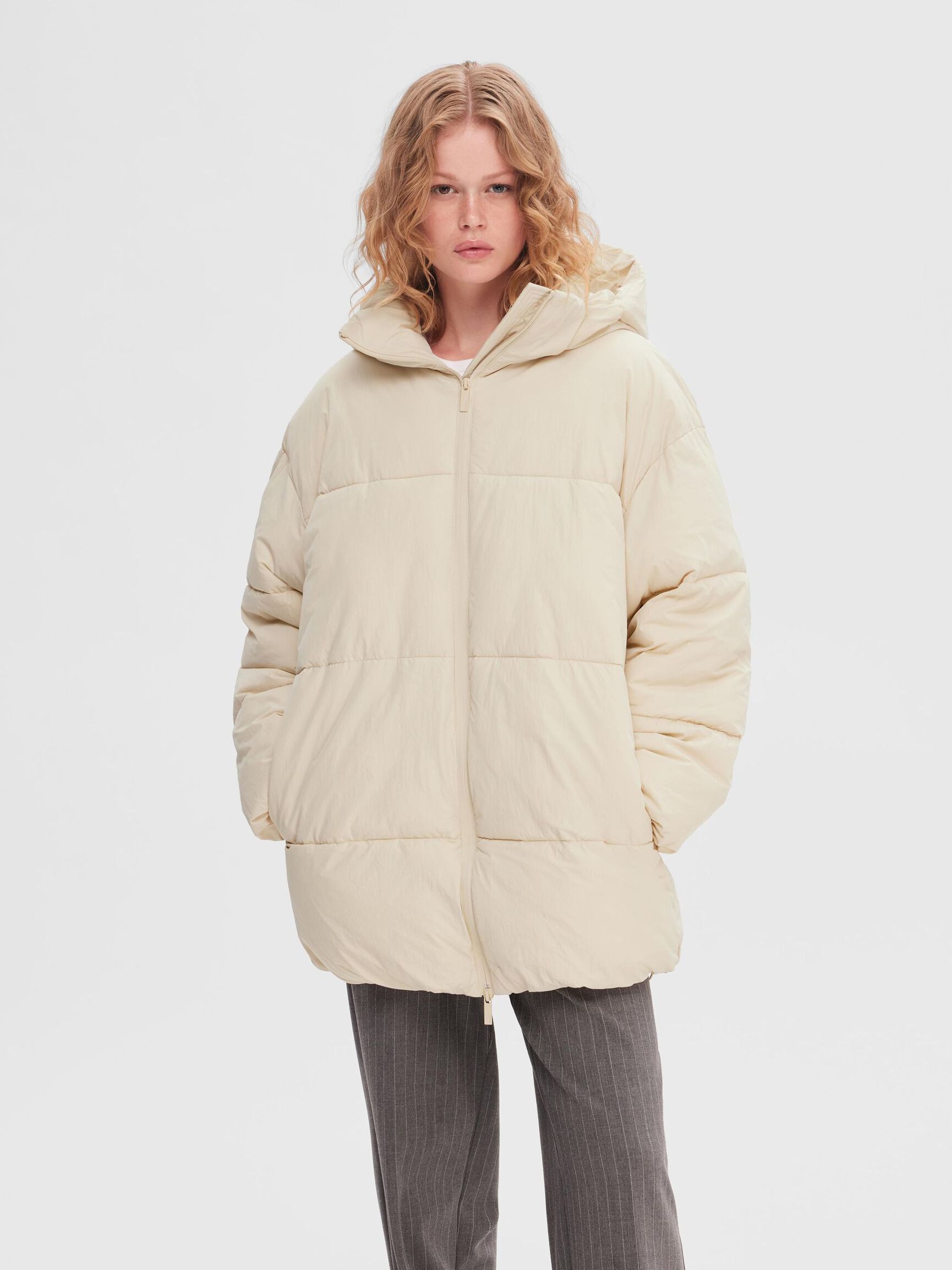 ADJUSTABLE PUFFER JACKET, Sandshell, highres