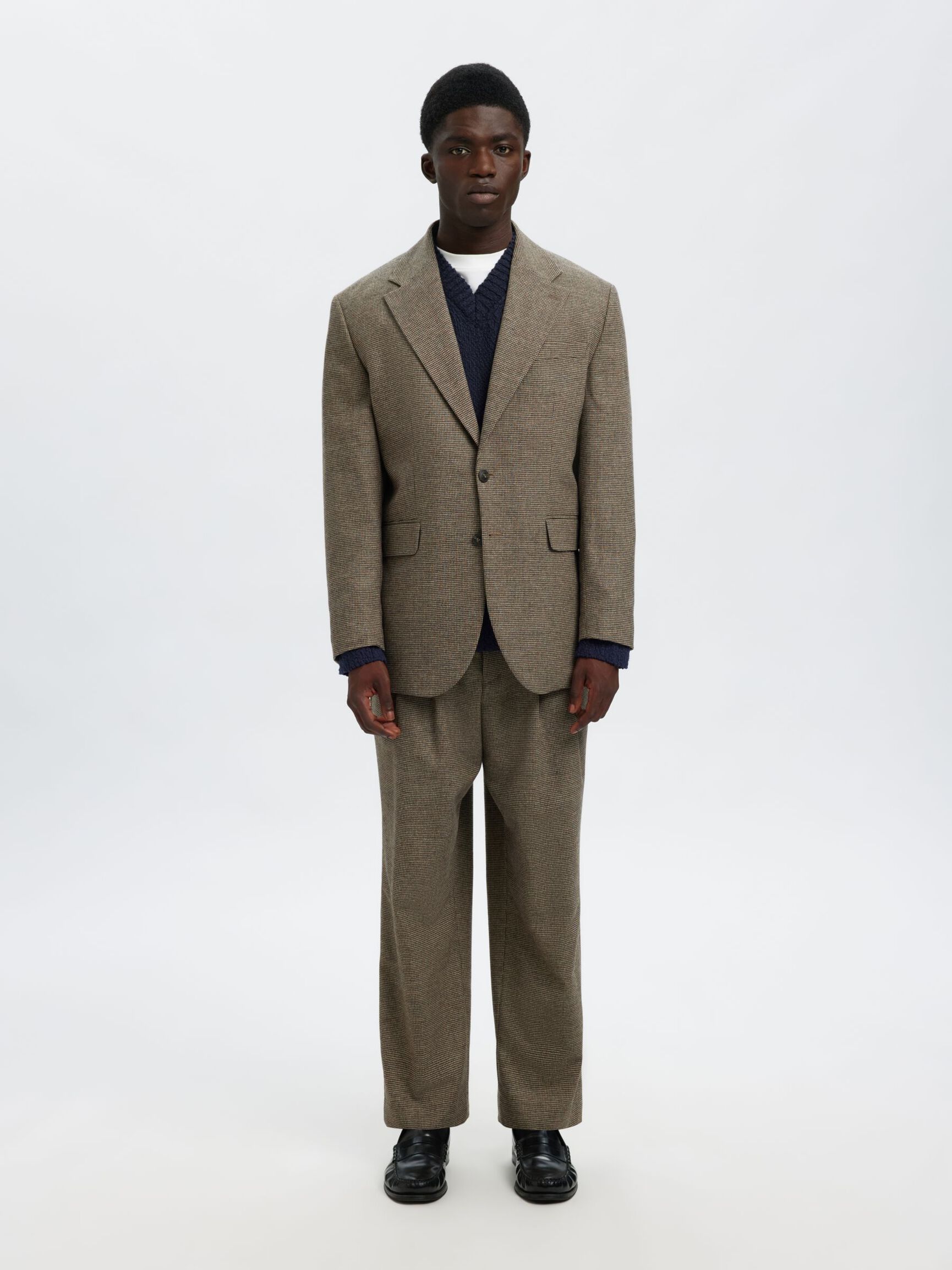 100% COTTON V-NECK JUMPER, Sky Captain, highres