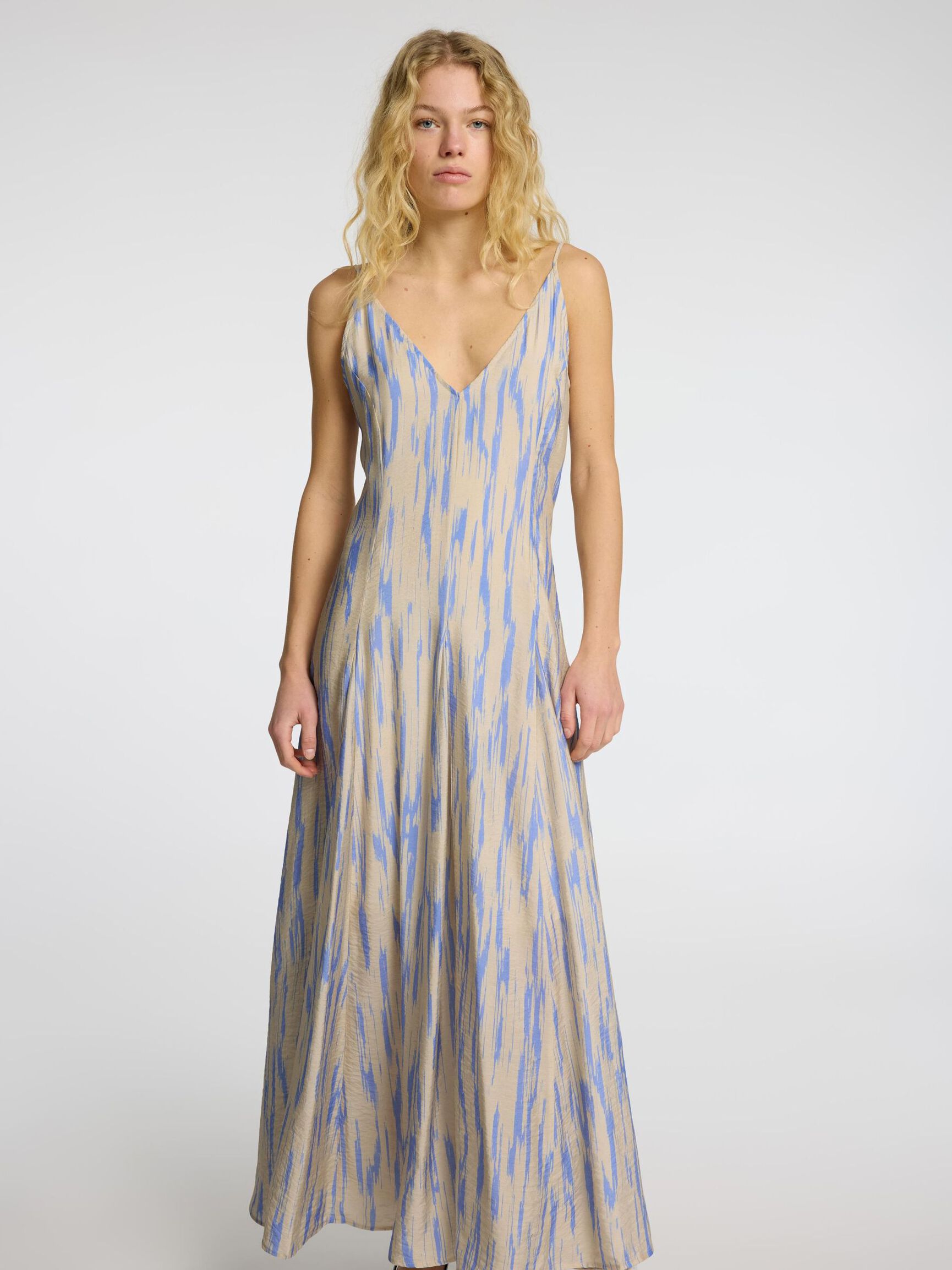 VISCOSE BLEND STRAP MAXI DRESS, Birch, highres