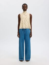 PRINTED SLEEVELESS TOP, Angora, highres
