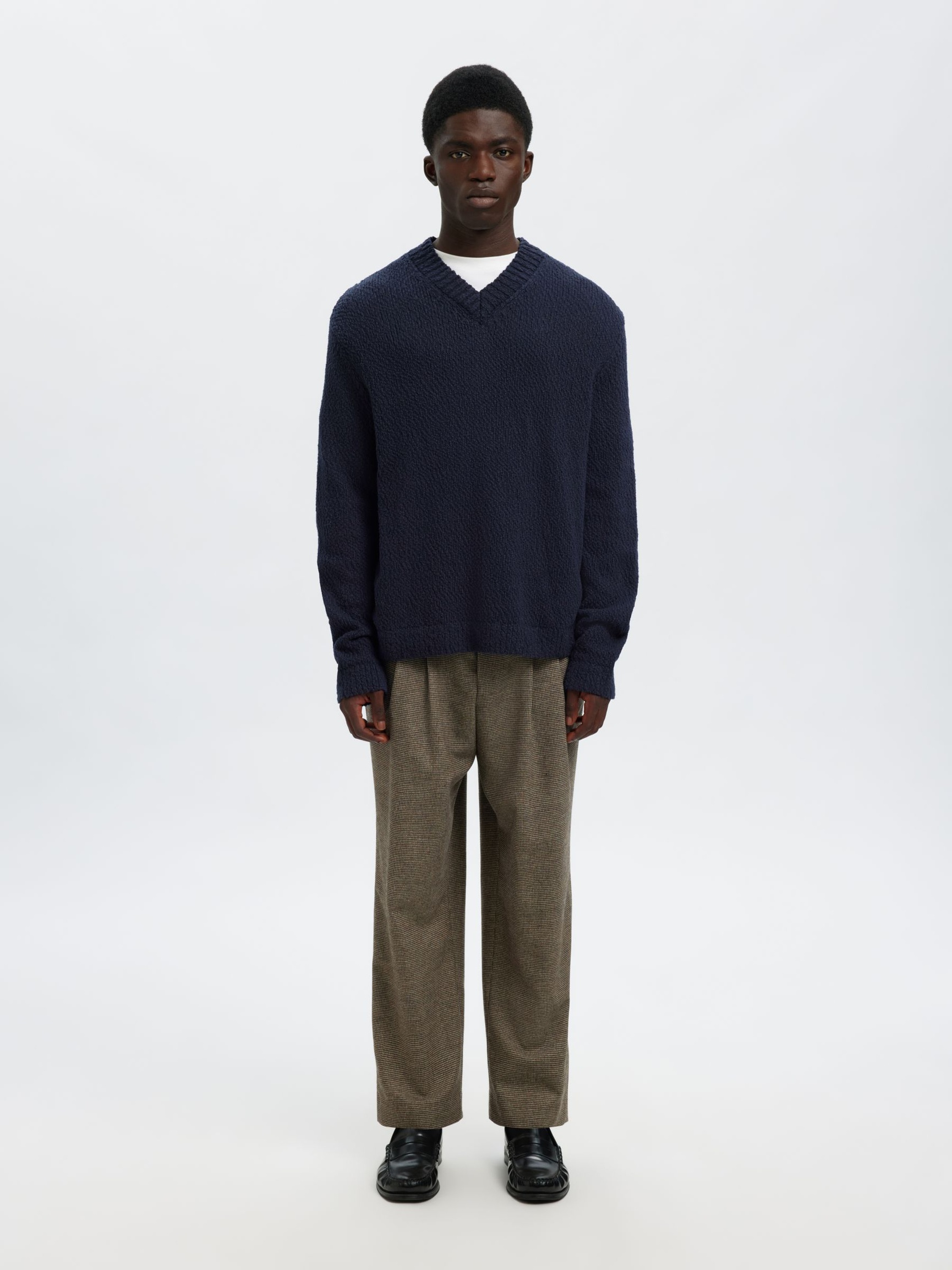 100% COTTON V-NECK JUMPER, Sky Captain, highres