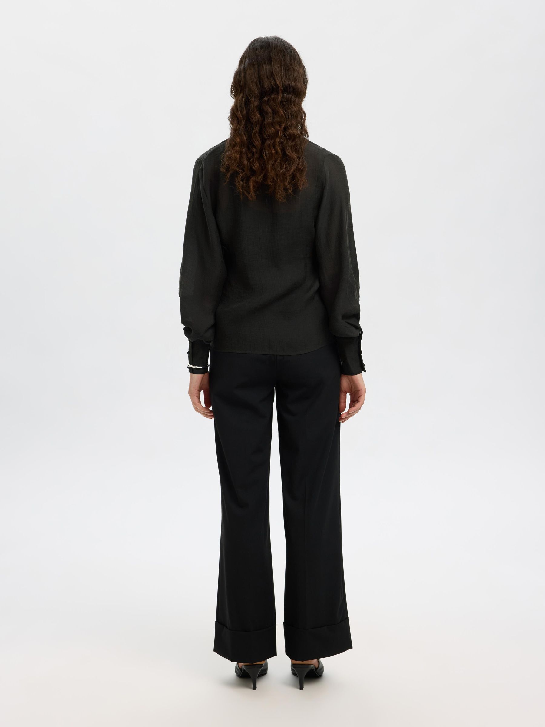 V-HALS BLOUSE MET LANGE MOUWEN, Black, highres