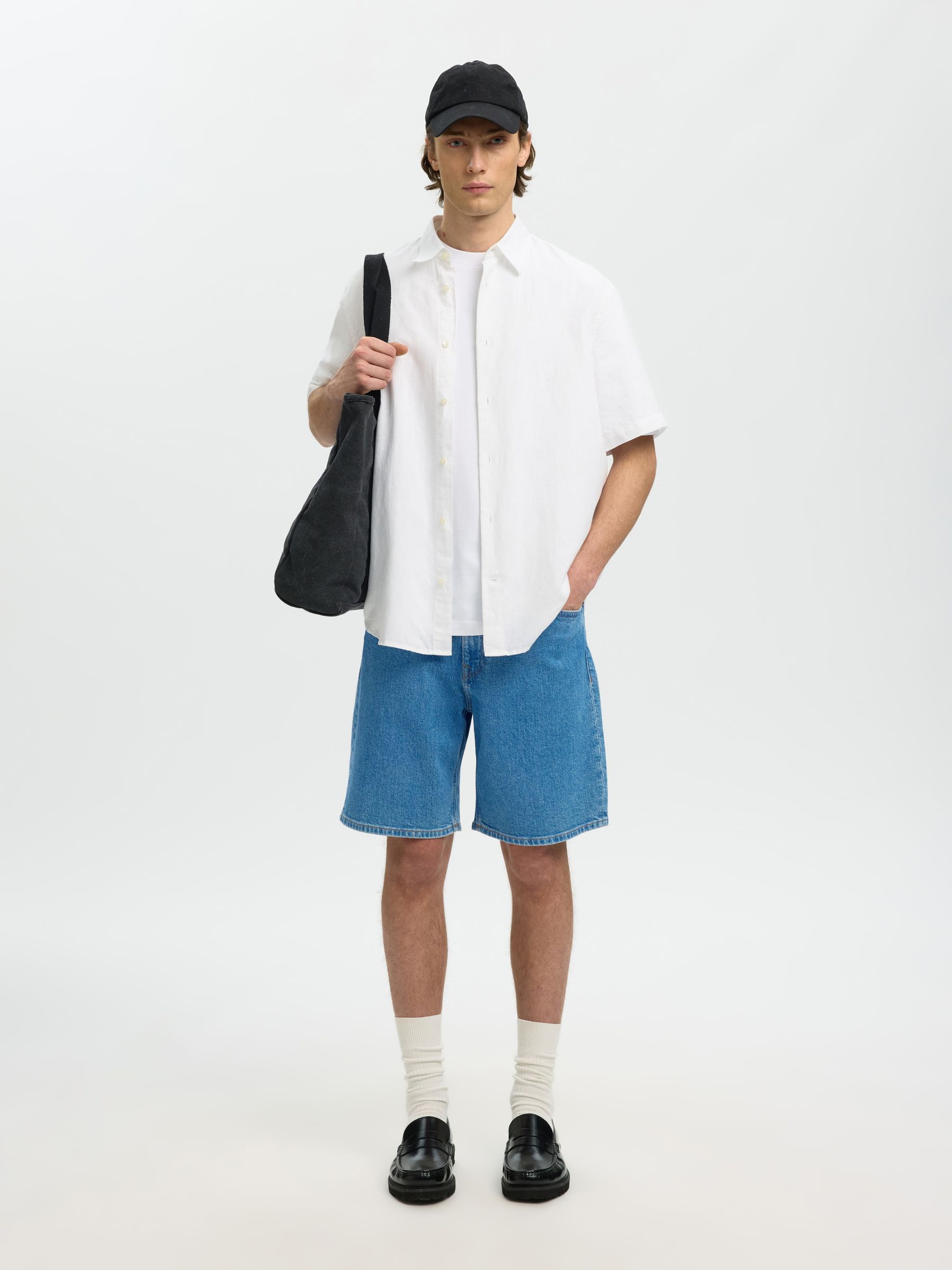 COUPE CLASSIQUE SHORTS EN JEAN, Light Blue Denim, highres