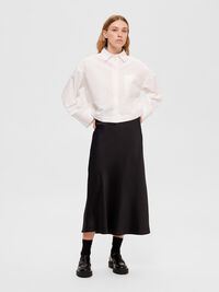 SATIJN MIDDELLANGE ROK, Black, highres