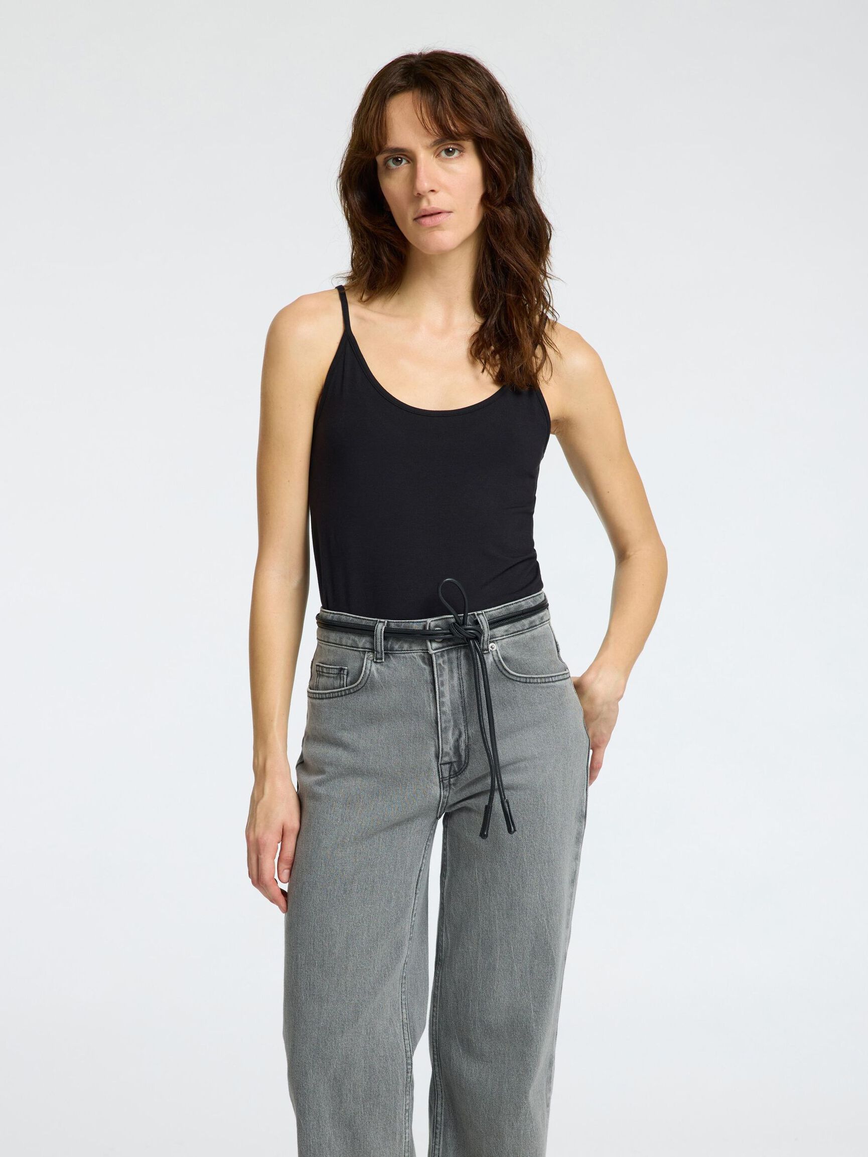 SLIM FIT TRÄGERTOP, Black, highres