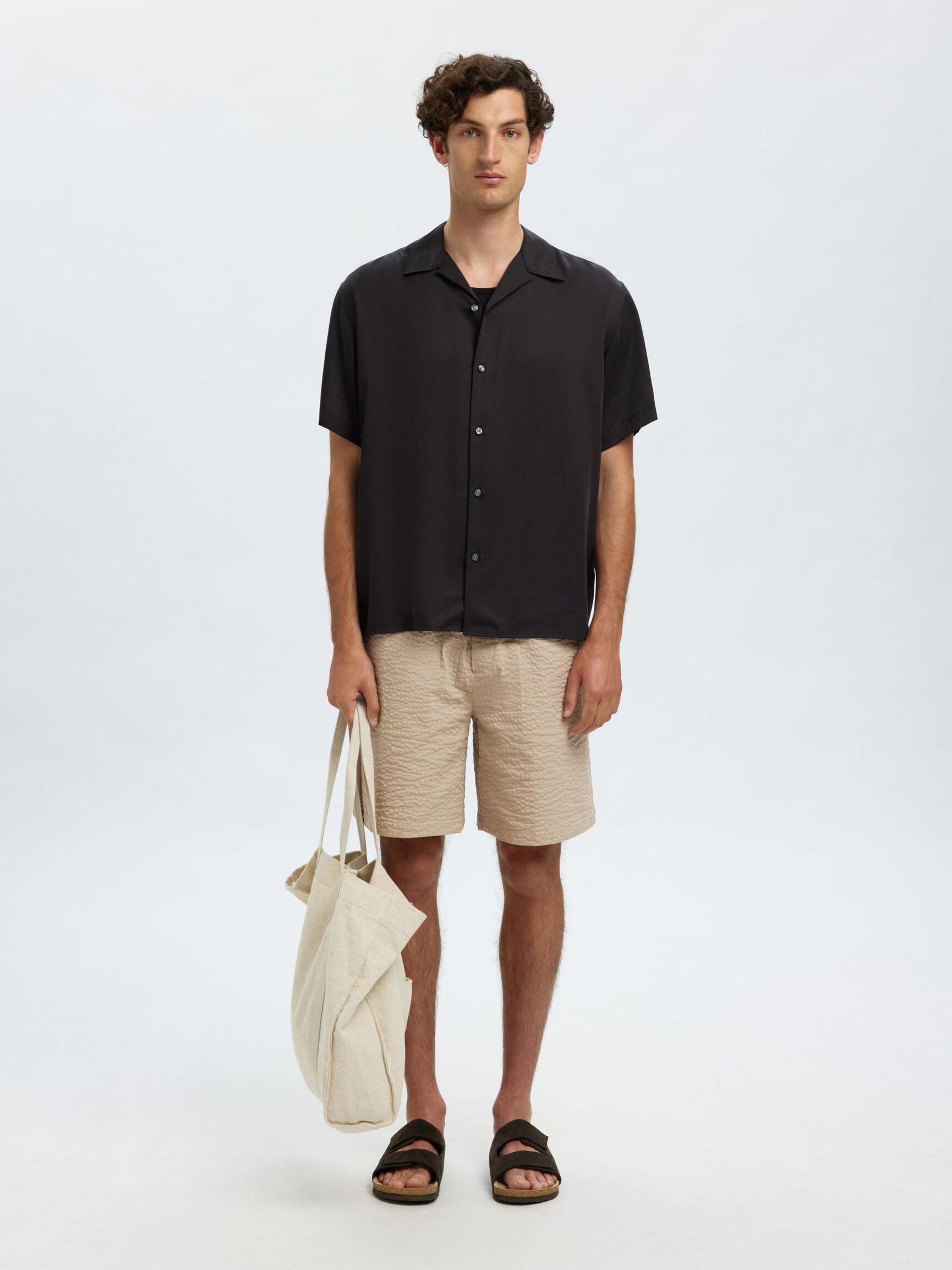 SEERSUCKER SHORTS, Pure Cashmere, highres