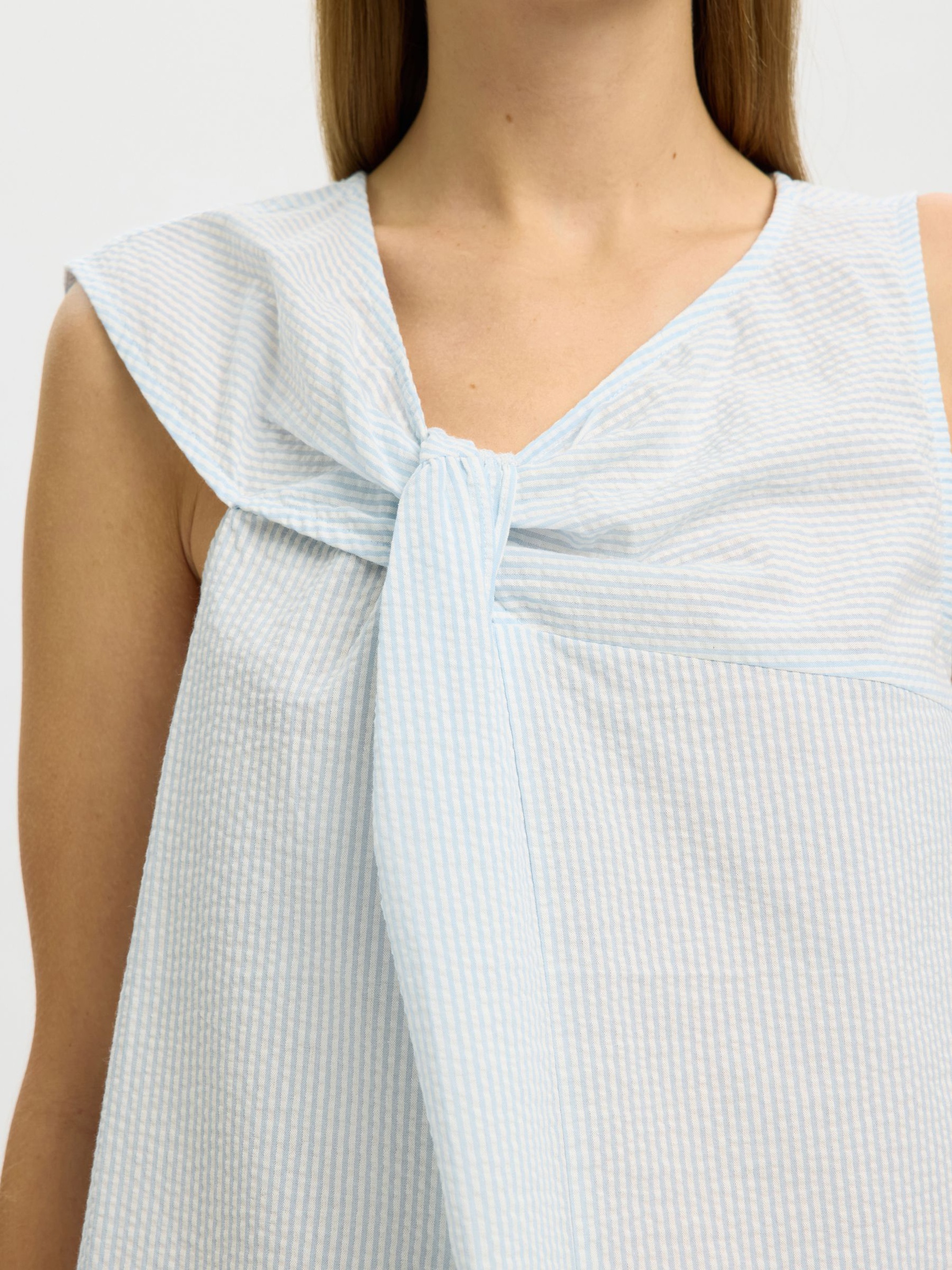 SEERSUCKER SLEEVELESS TOP, Cashmere Blue, highres