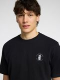 Selected REGULAR FIT PRINTED T-SHIRT, Black, highres - 16099318_Black_1221895_006.jpg