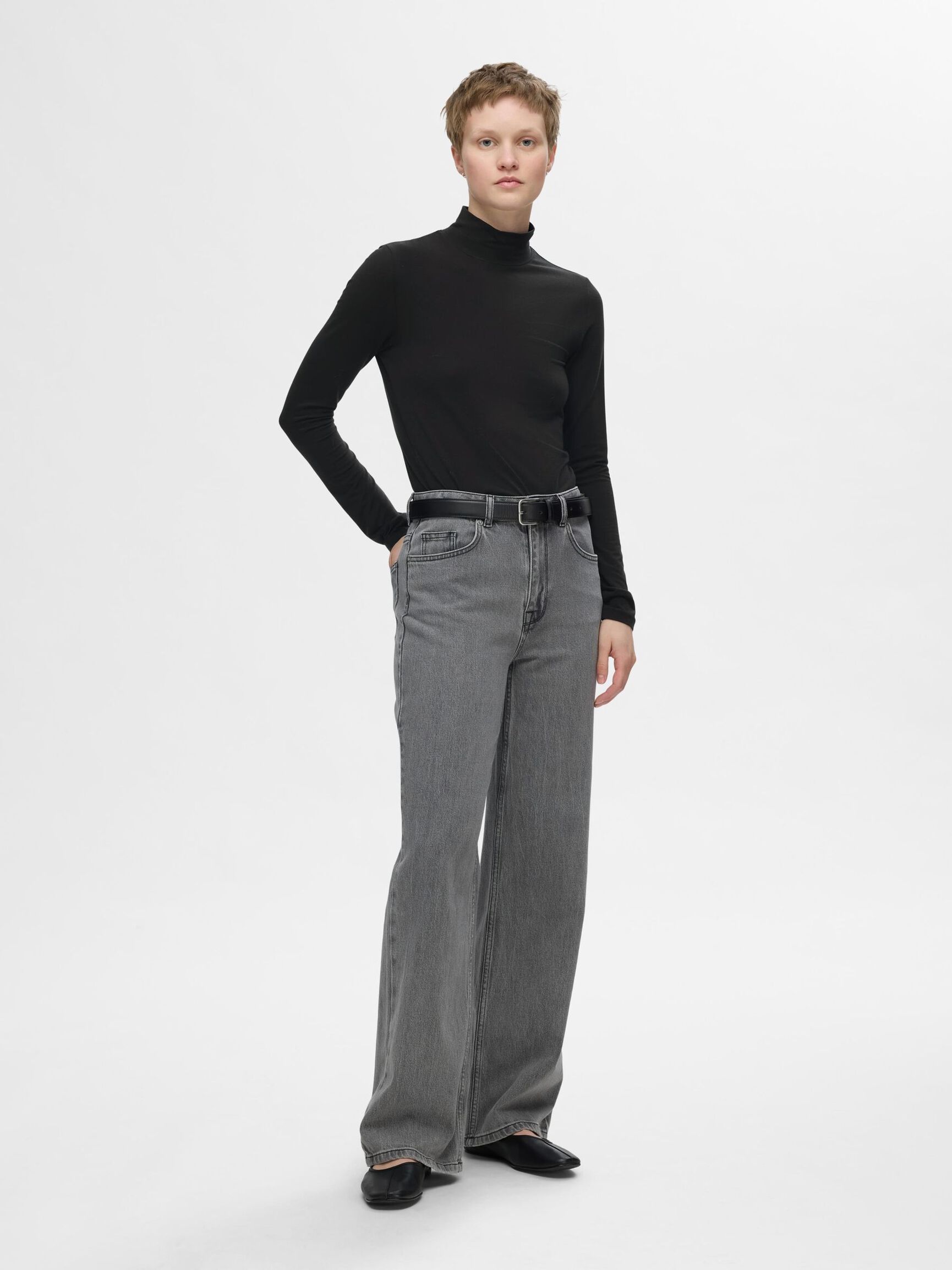 BASIC HOGE HALS TOP MET LANGE MOUWEN, Black, highres
