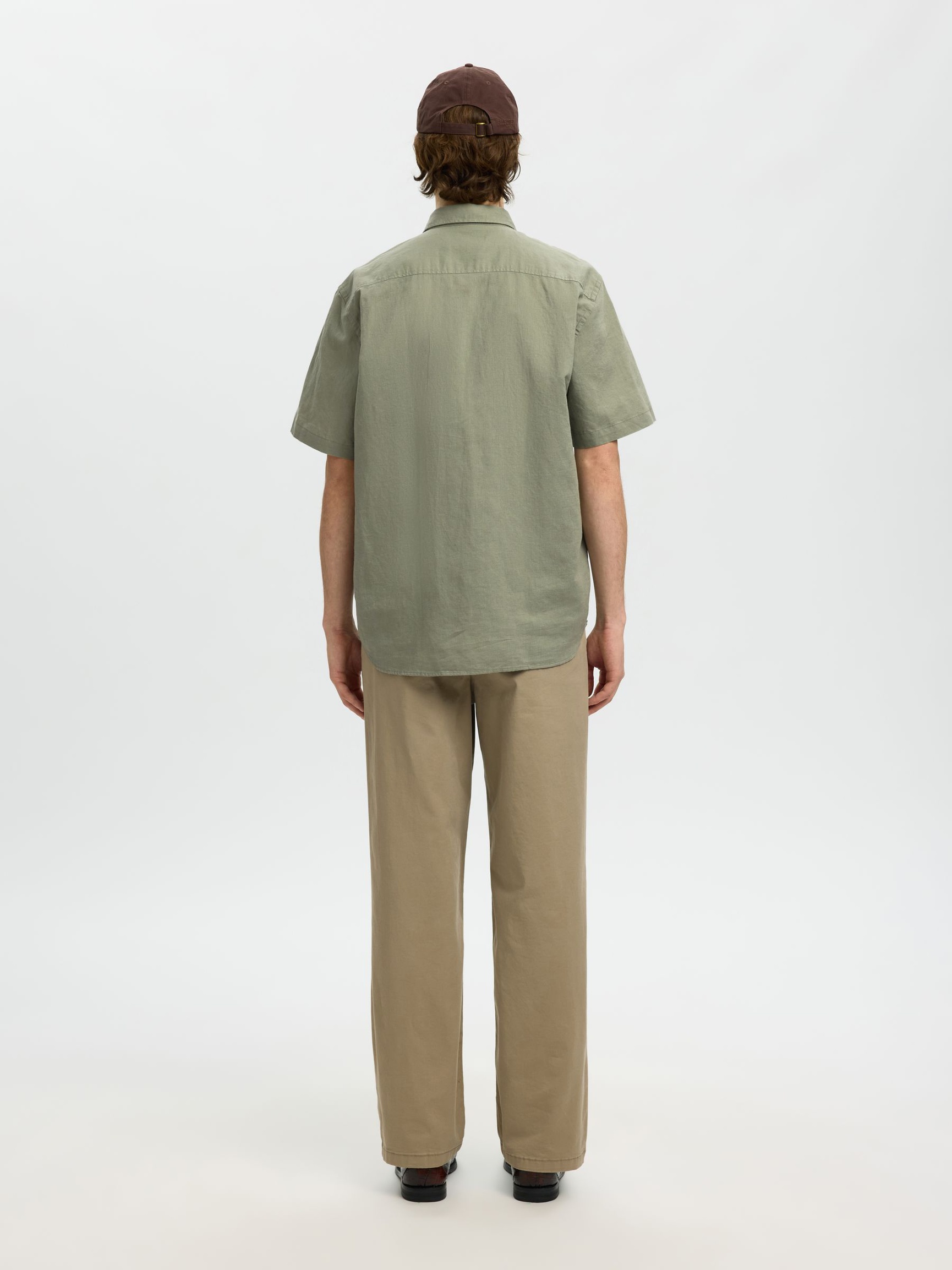 REGULAR FIT SKJORTE I LINBLANDING, Vetiver, highres