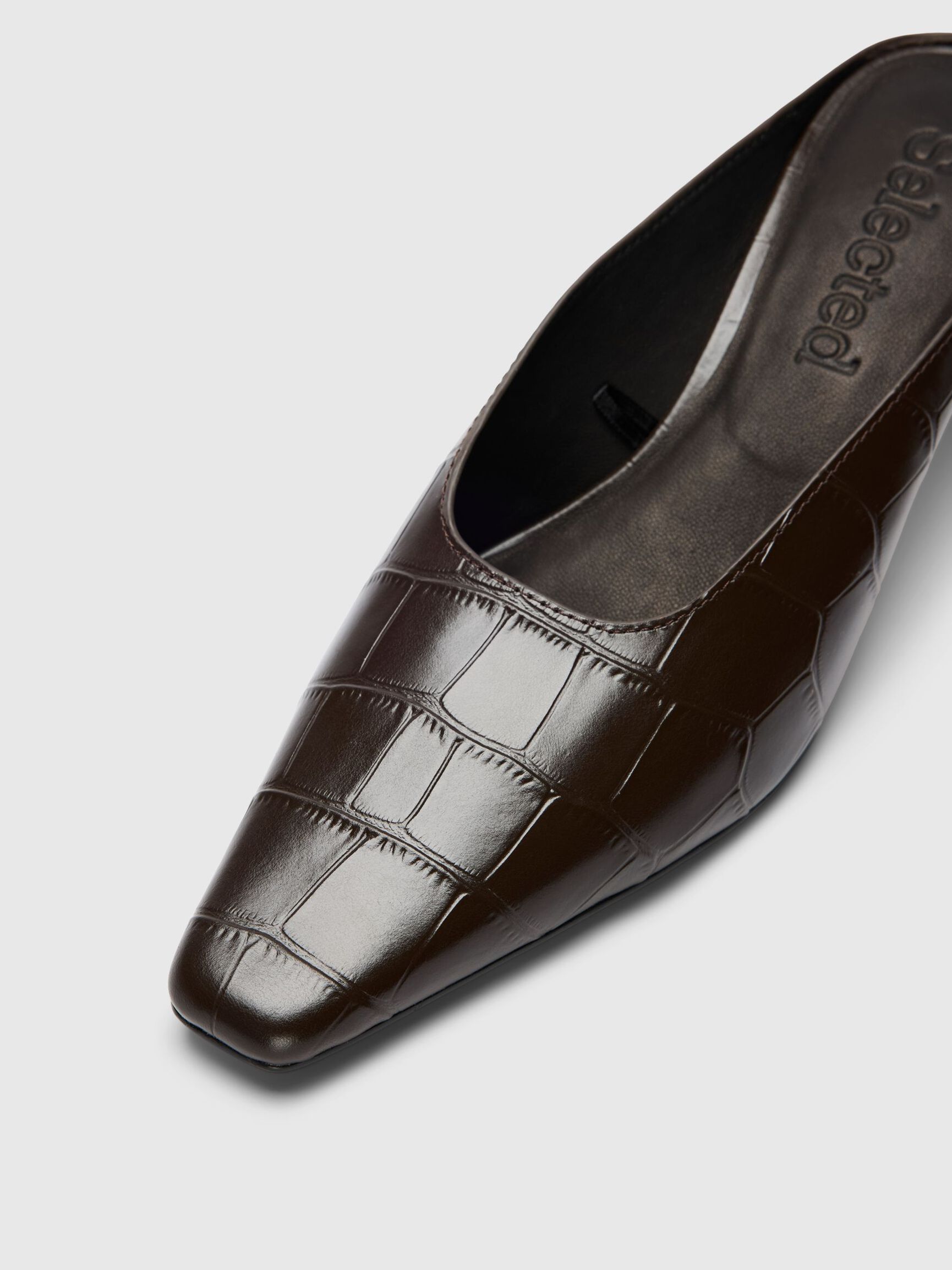 LEDER MULES, Delicioso, highres