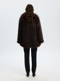 FAUX FUR MANTEL, Delicioso, highres