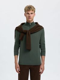 100% MERINO WOOL HALF-ZIP JUMPER, Deep Forest, highres