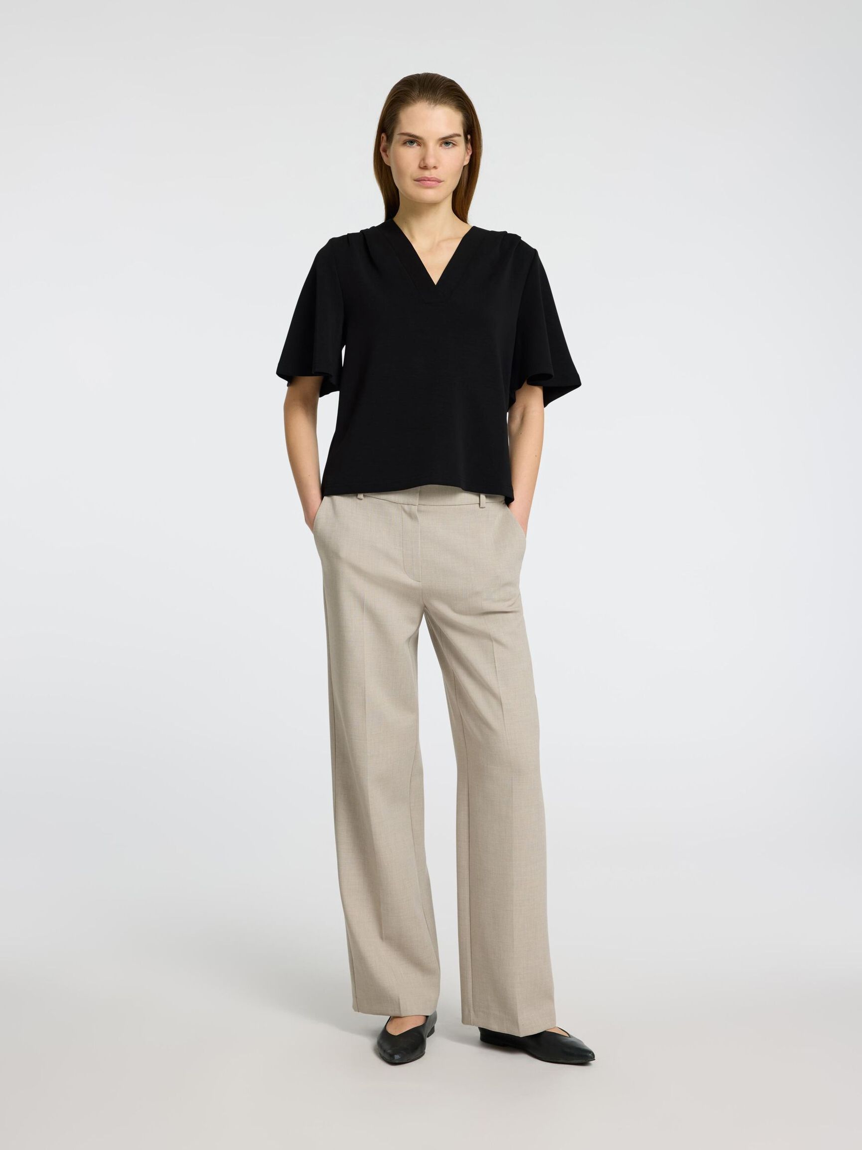 SHORT SLEEVED V-NECK TOP, Black, highres
