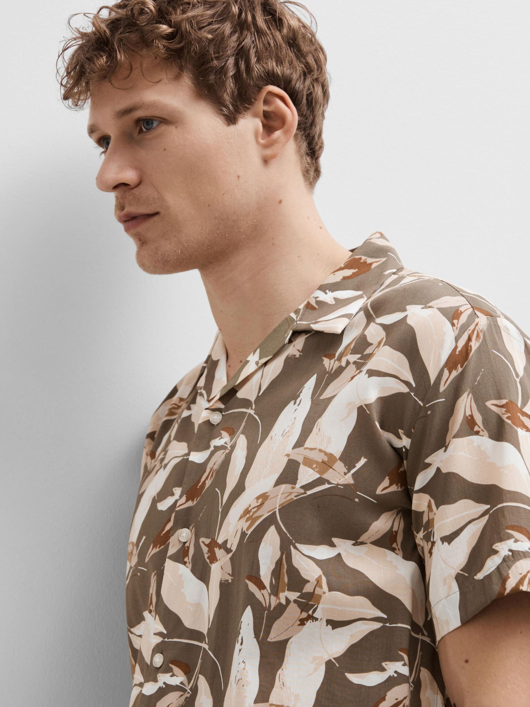 COL CUBAIN CHEMISE, Morel, highres