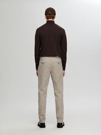 175 CORTE SLIM ESTRUCTURADO CHINOS, Pure Cashmere, highres