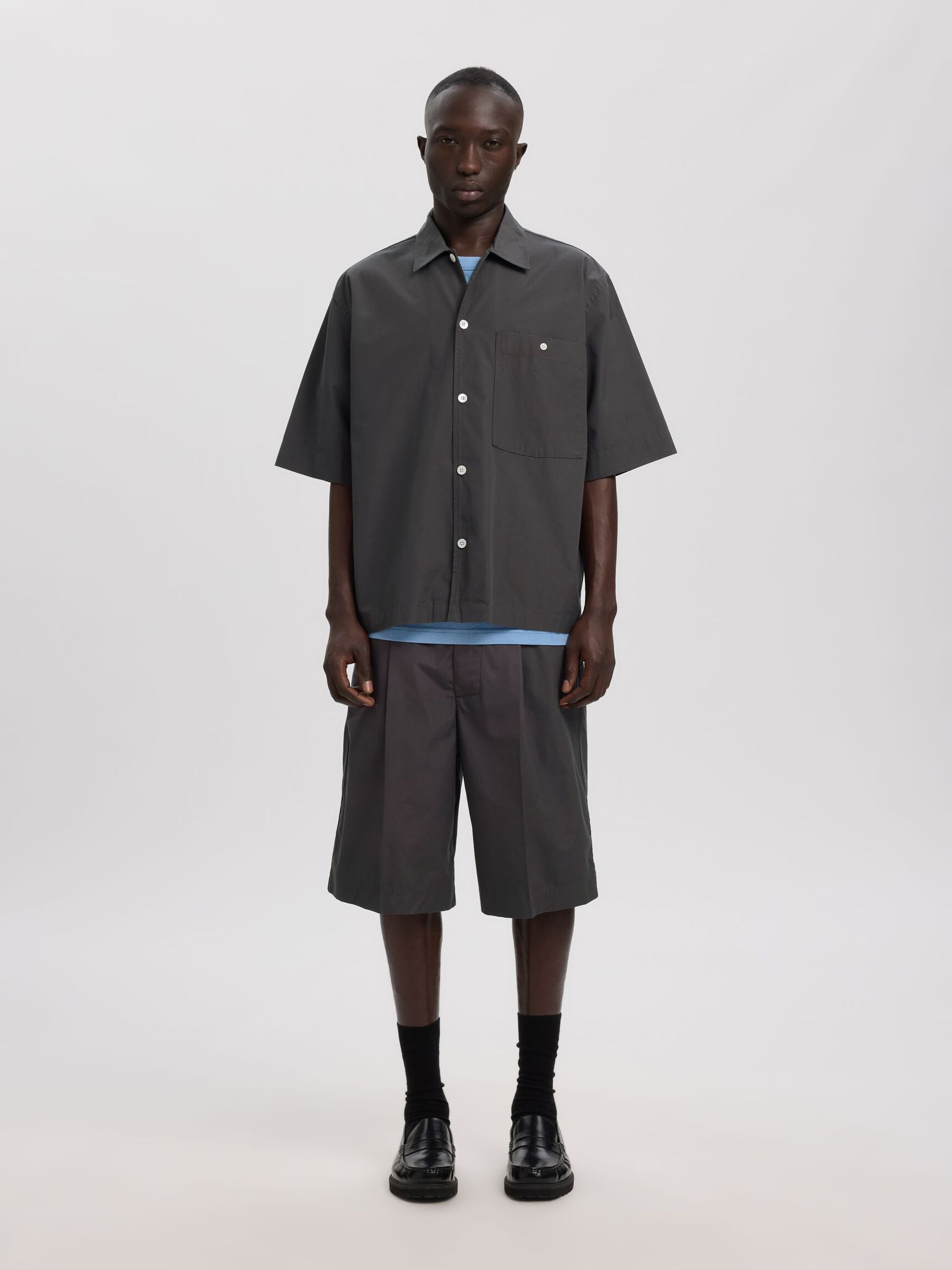 RELAXED FIT SHORT SLEEVED SHIRT, Forged Iron, highres