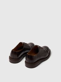 LÄDERSYDD DERBYSKOR, Demitasse, highres